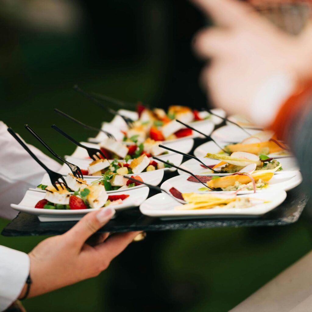 Amuse auf Servierteller